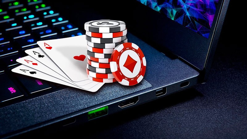 Hướng dẫn cách chơi Poker kiếm tiền qua các vòng chia bài