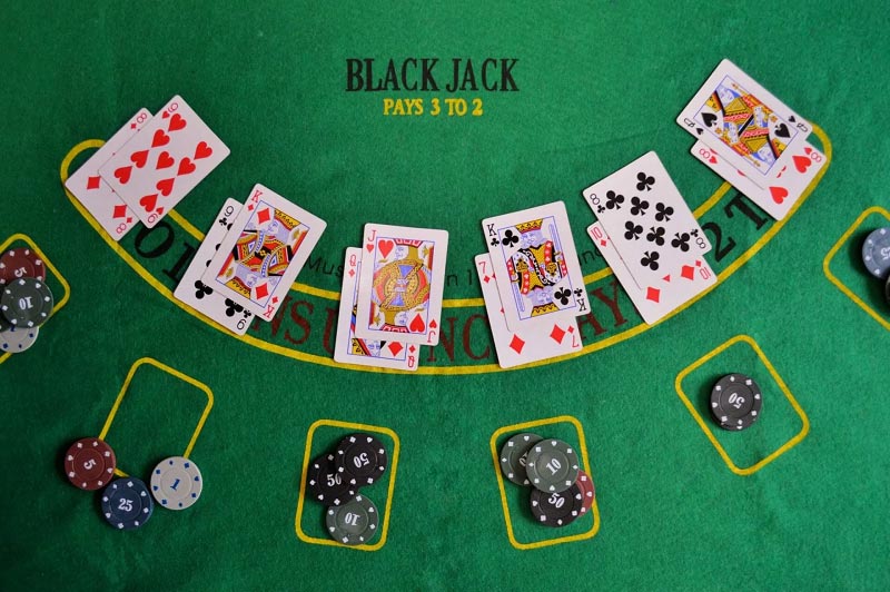 Blackjack - Game đánh bài trực tuyến ăn tiền